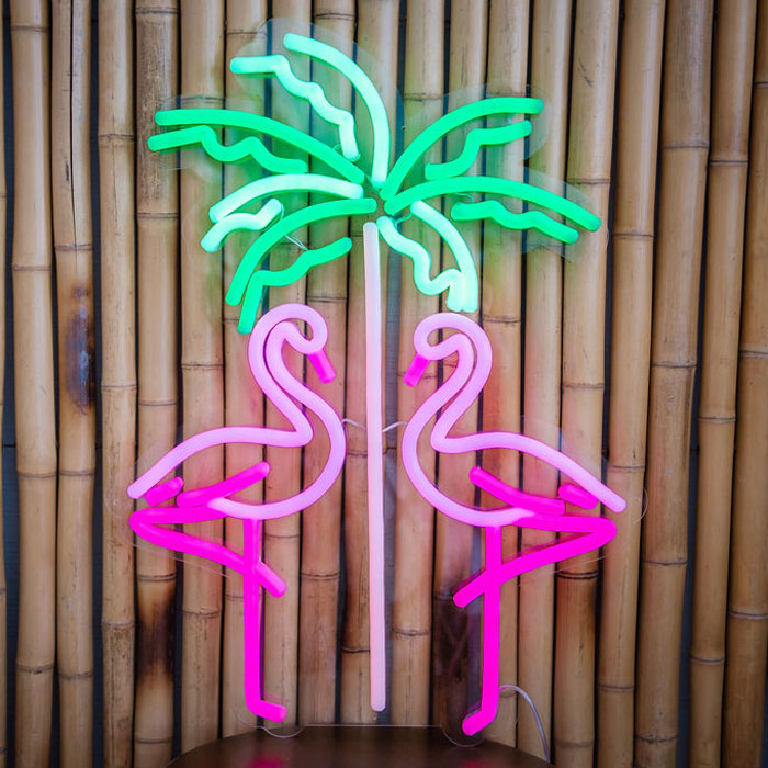 FLAMINGOS & PALM TREE